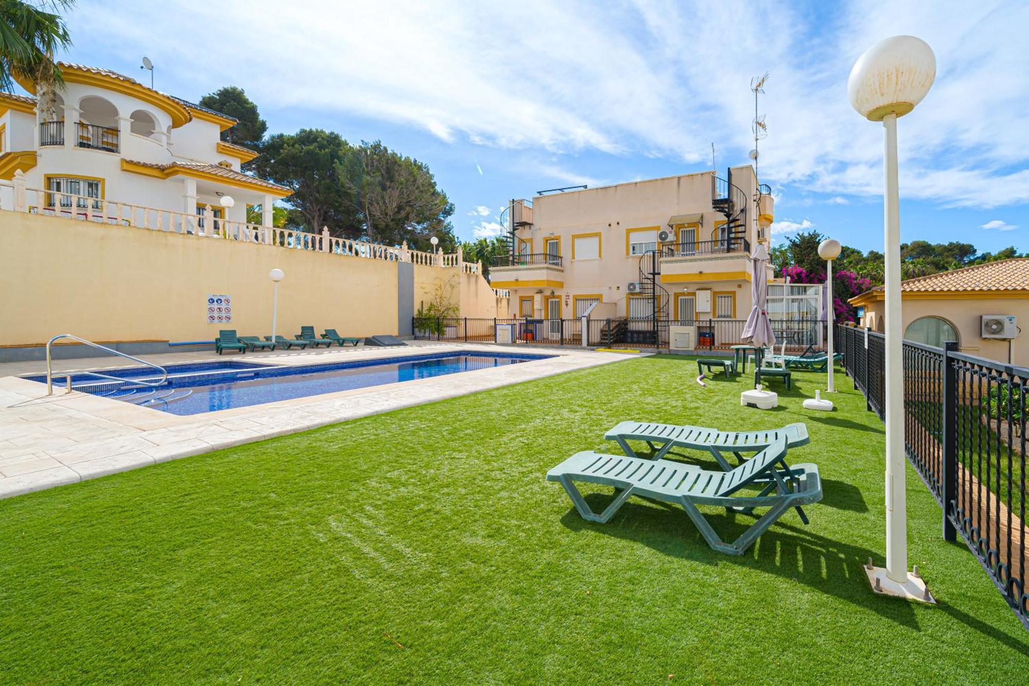 Villamartin Apartment. Excellent Location For Golfers, Cyclists And Hikers Kültér fotó